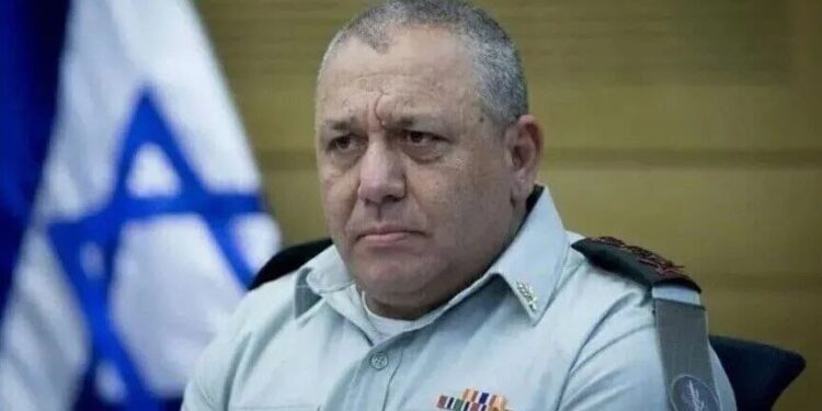 استطلاع «هآرتس»: حزب يشار بقيادة آيزنكوت يتصدر المشهد ويتجه ليكون الأكبر في الكنيست