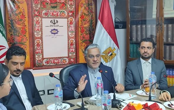 مجتبى فردوسى بور : إيران تنظر إلى مصر باعتبارها دولة ذات أهمية وسيادة وتاريخ وحضارة على مستوى العالم الإسلامي والعربي