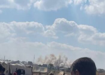 الاحتلال ينسف منازل فلسطينية بين دير البلح وخان يونس وسط استمرار التصعيد في غزة