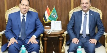 محافظ المنوفية يلتقي مدير أمن المنوفية ويؤكد إستمرار التنسيق لدعم جهود الدولة في مواصلة التنمية