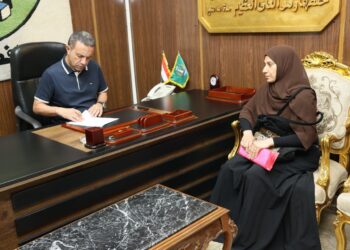 محافظ المنوفية يواصل لقاءاته بالمواطنين ويكلف أملاك الدولة والمتابعة الهندسية بالفحص الفوري لعدد من الشكاوى والطلبات
