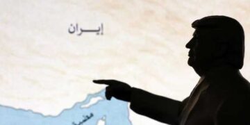 ترامب يقترح تغيير اسم هرمز إلى “مضيق ترامب”