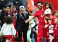 محمد صلاح يرزق بأول ابن ذكر وشقيقة الفرعون تكشف عن اسمه