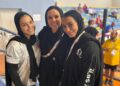 الرباعة نورا عصام بخير وتشجع زملائها بالمدرجات