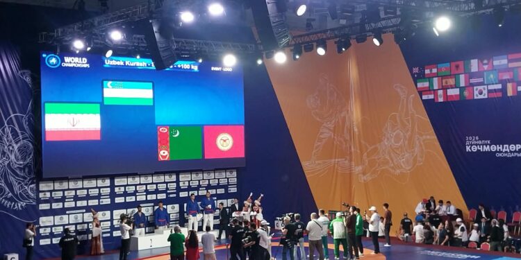 ألعاب البدو: انطلاق الفعاليات الأولى في إيسيك كول