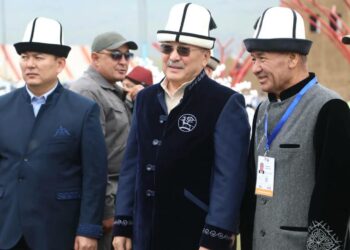 رئيس وزراء قيرغيزستان: لقد أصبح إيسيك كول مركزًا للصداقة يوحد شعوب العالم