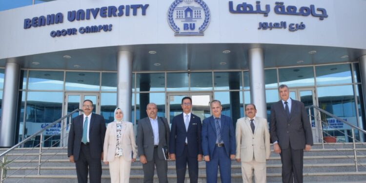 رئيس جامعة بنها يستقبل لجنة مجلس الجامعات الأهلية لمتابعة إنشاء الجامعة التكنولوجية بالعبور